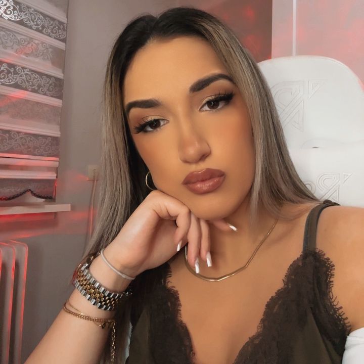 𝐄𝐋𝐈𝐅 🕊🤍