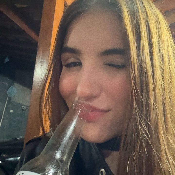 ana zavadzki