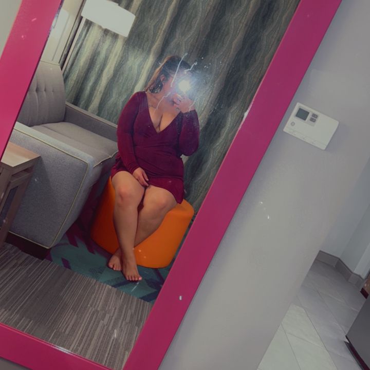 Evelyn ⟭⟬ ⊙⊝⊜ ⁷