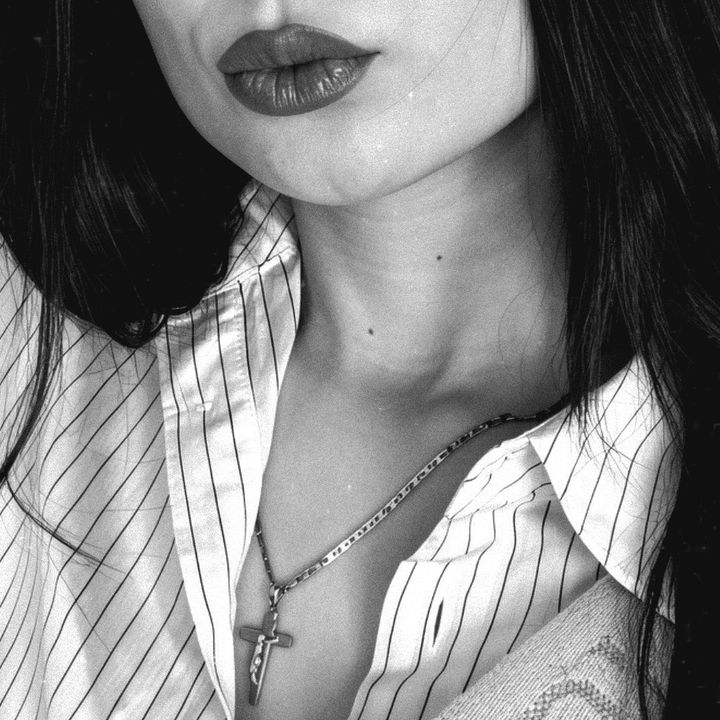 Mena