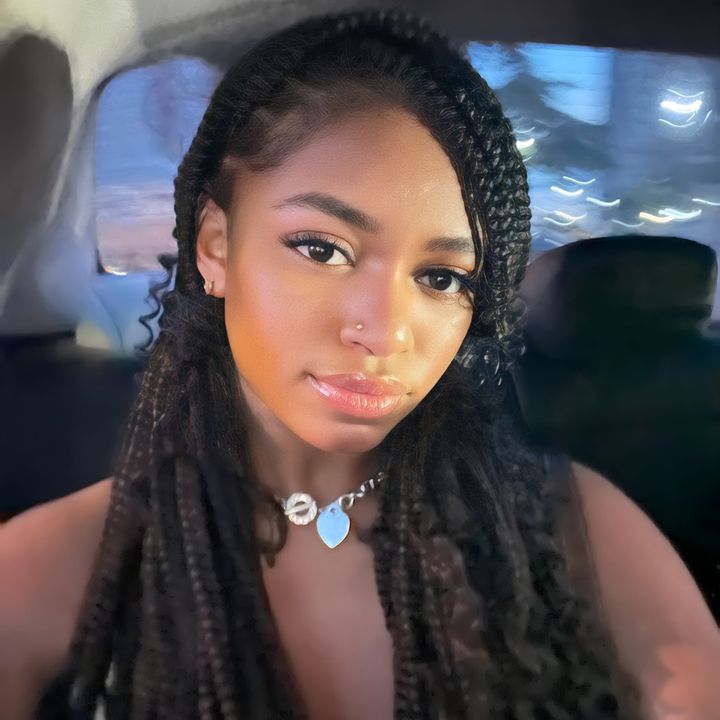 lauryn nicole