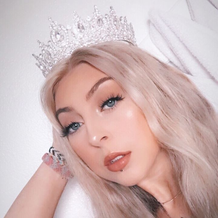 Maddy May👑