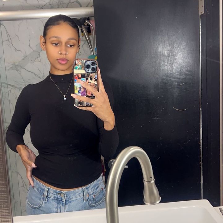 Alexus Elaine