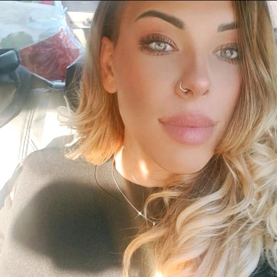 Mia 💖