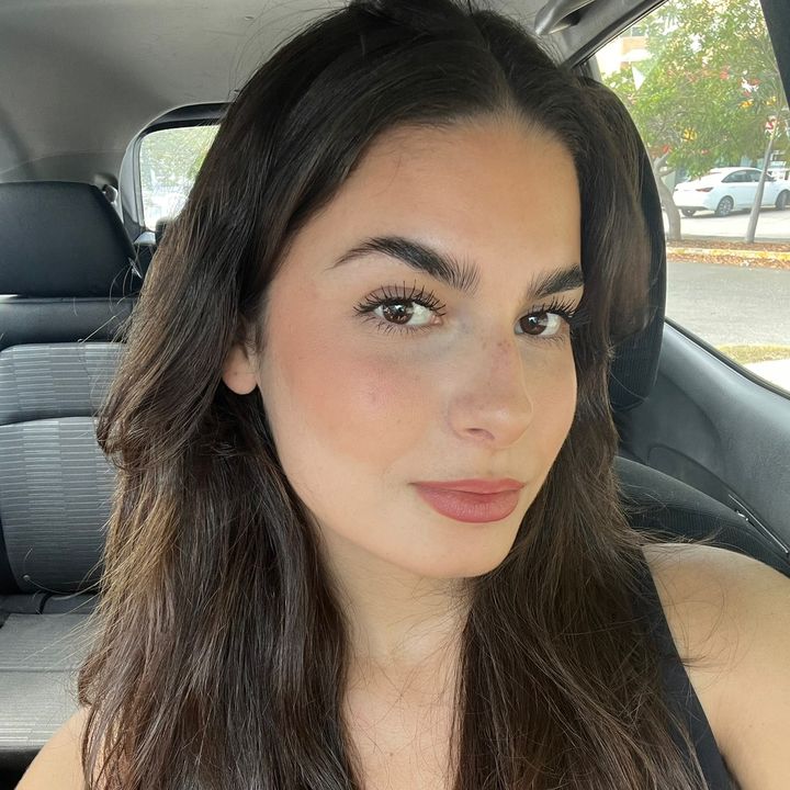 isa calderón<3