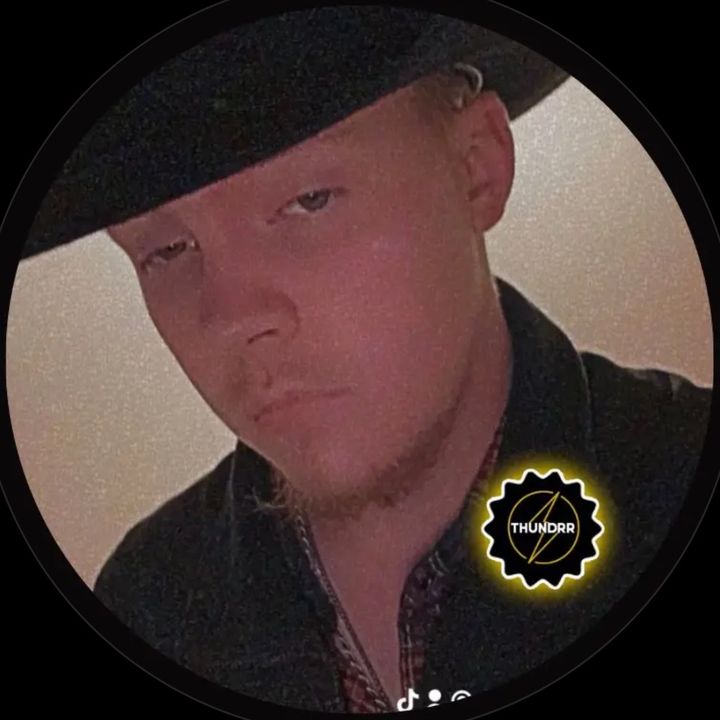 🥔Colton Johnson (CJ)🥔