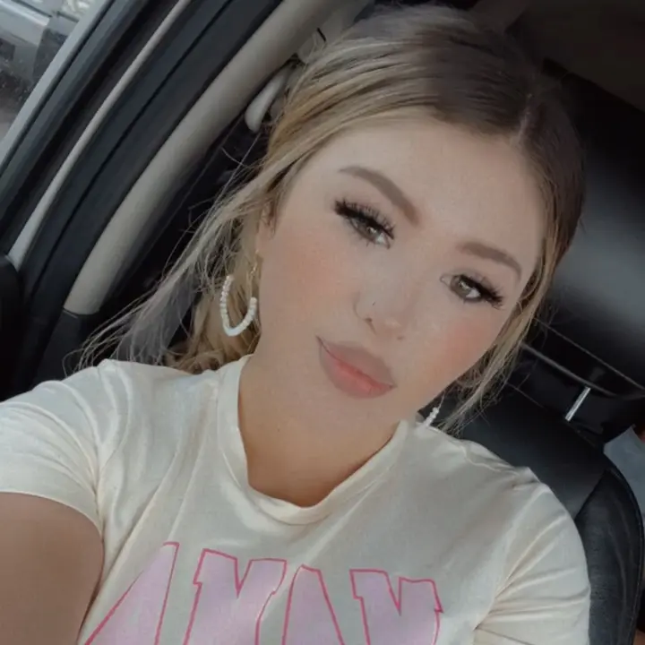 kayleee2002