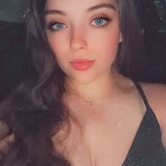| mommy of a mini me 🧑🧒