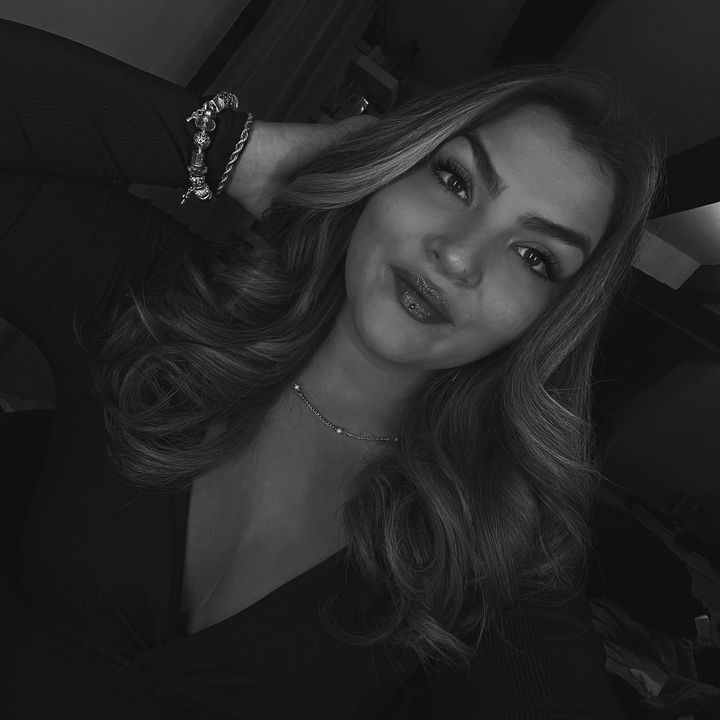𝒩𝒶ℴ𝓂𝒾.ℛℯ𝒾𝓂ℯ𝓇
