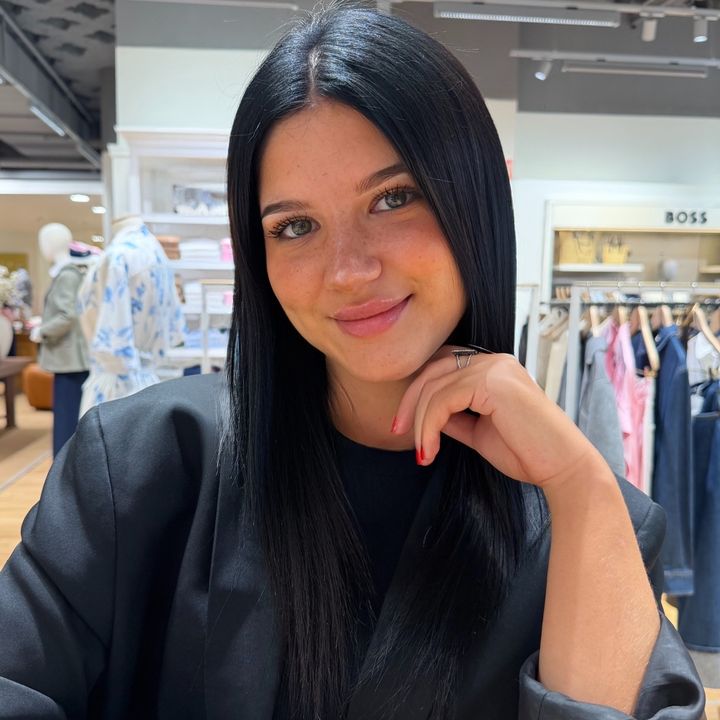 Rosa De Oliveira