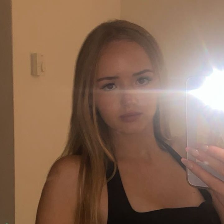 Mia Barry