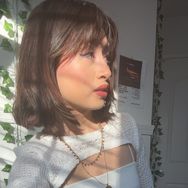 V✨