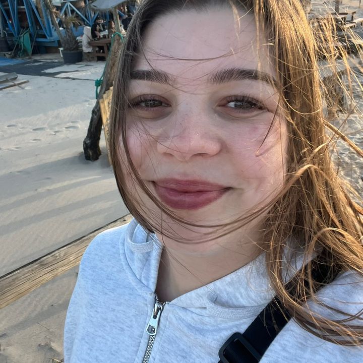 inês