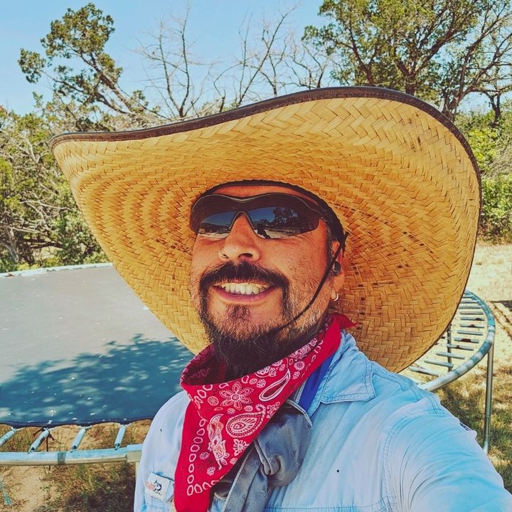 John M Hernandez