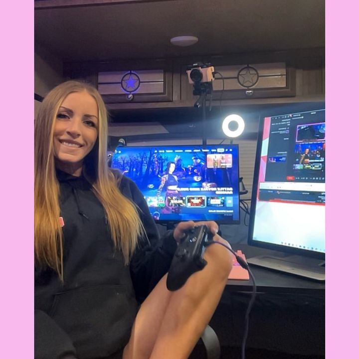 𝑀𝒶𝓇𝓎 𝐸𝓁𝒾𝓏𝒶𝒷𝑒𝓉𝒽