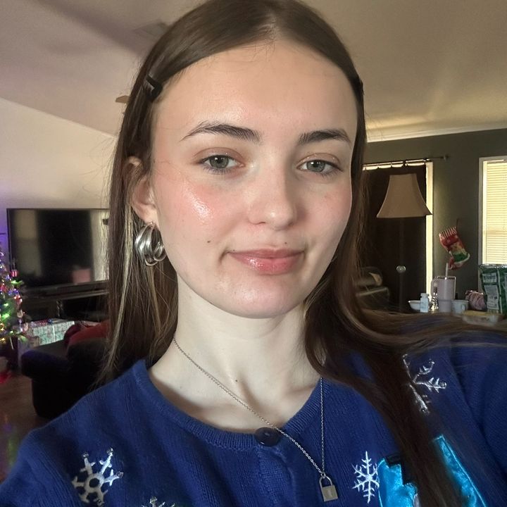 ￶