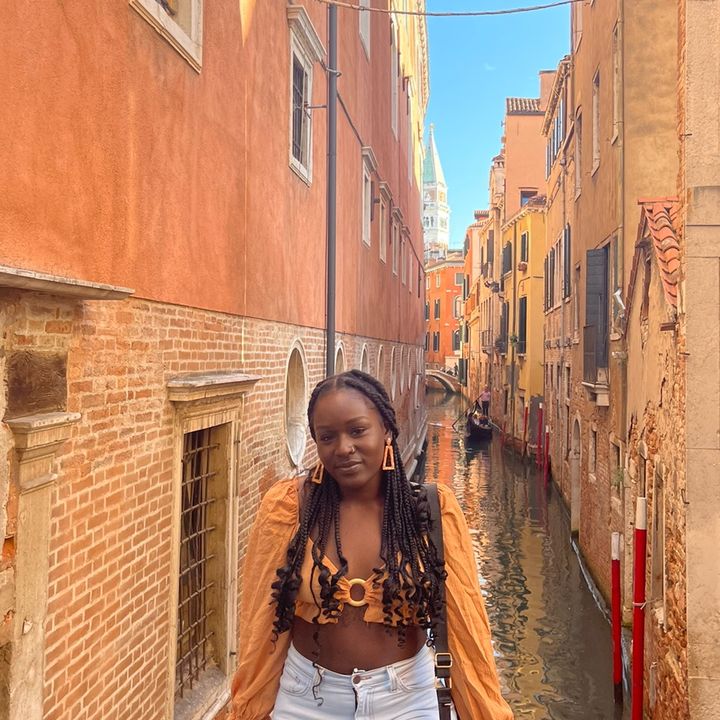 Hala Deng
