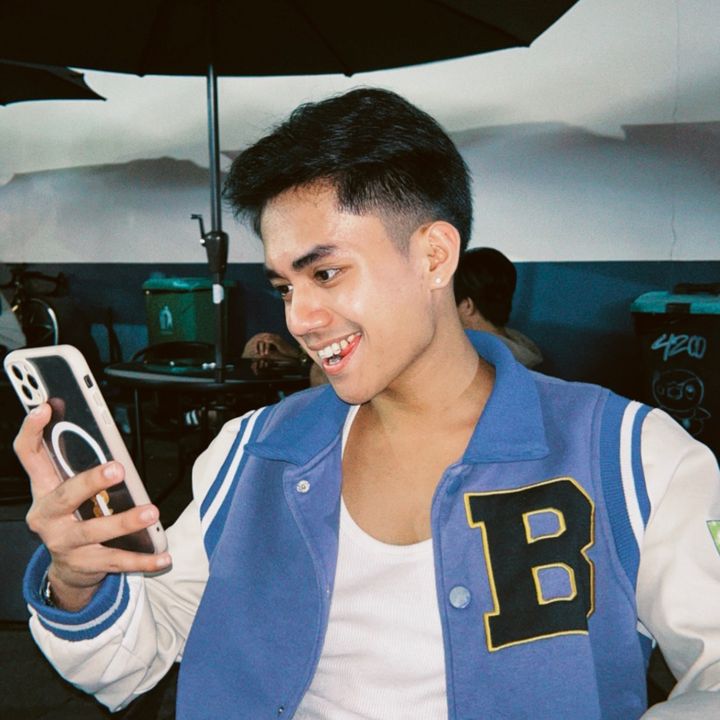 Melvin Lat