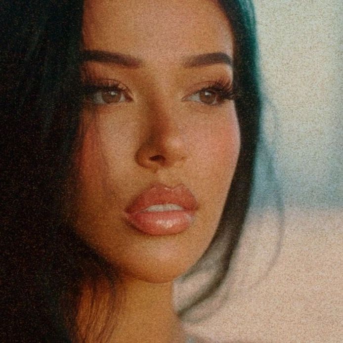 nostalgiaandlipgloss