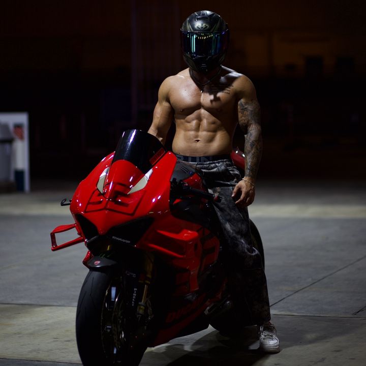 RizzyLifts