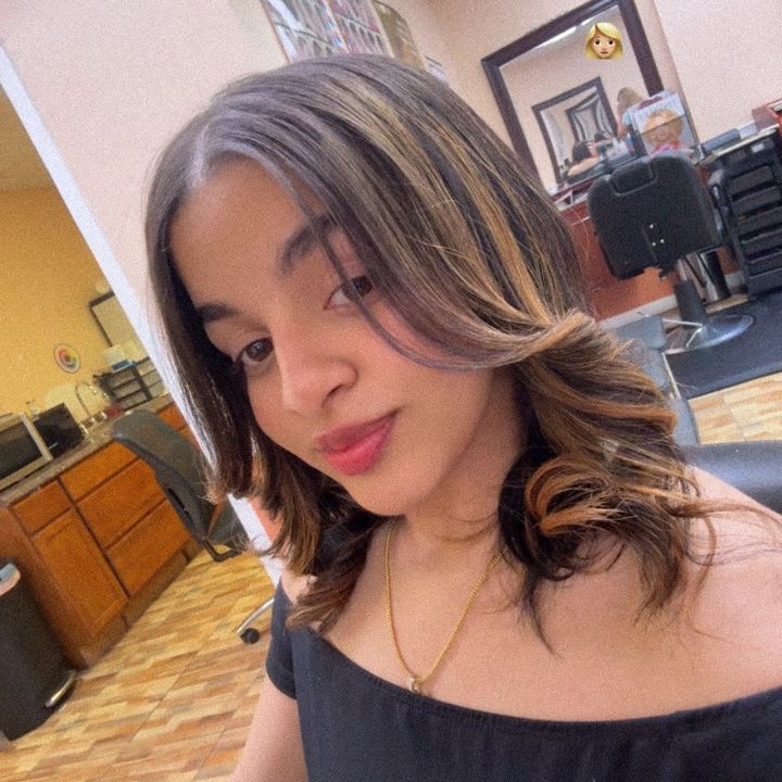 Gaby ᥫ᭡