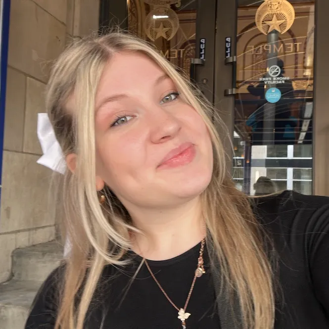 ava